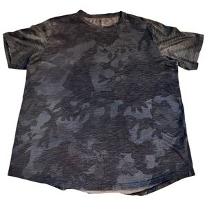 Under Armour Men's Loose HeatGear Camo Print Performance T-Shirt